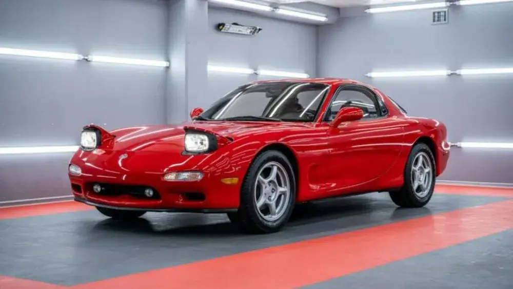 Mazda RX-7 voorzijde